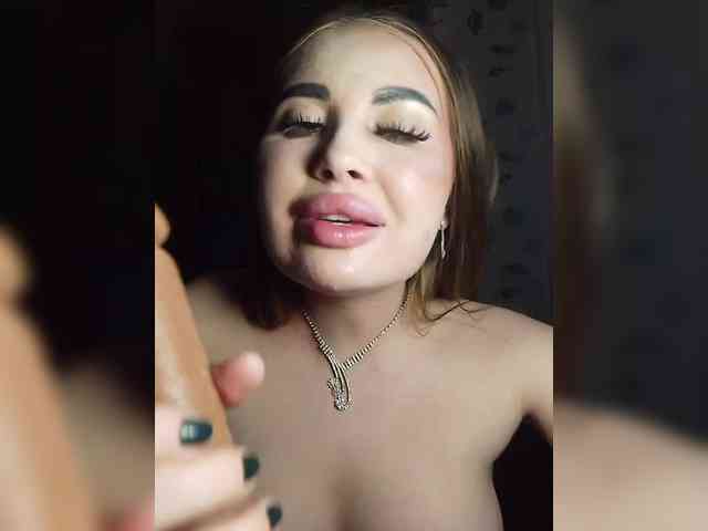 AmnesiaXWax webcam