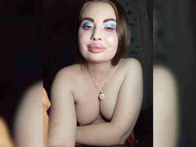 AmnesiaXWax webcam