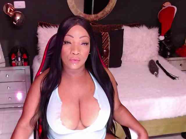 MadikeyHappy webcam