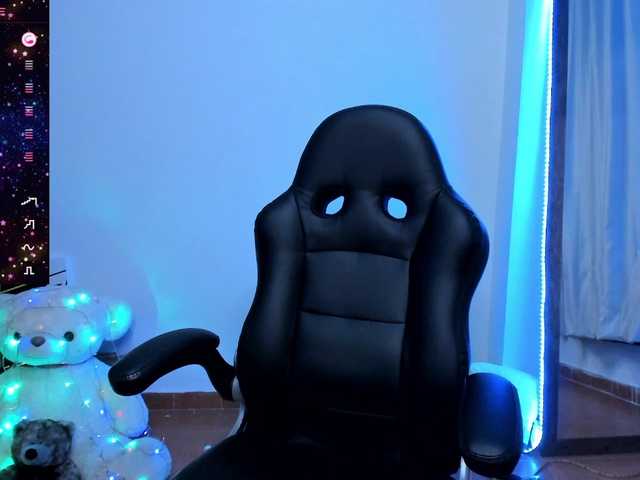 angelaagomez's BongaCams show and profile