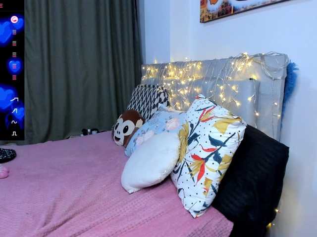 angelaagomez's BongaCams show and profile