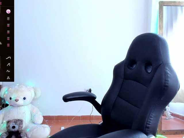 angelaagomez's BongaCams show and profile