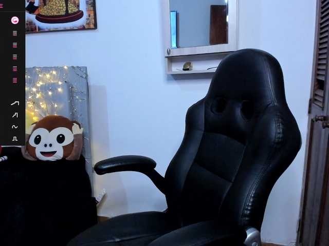 angelaagomez's BongaCams show and profile