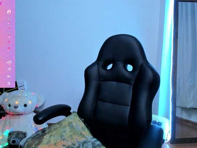 angelaagomez's BongaCams show and profile