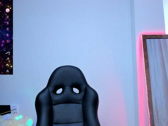 angelaagomez's BongaCams show and profile