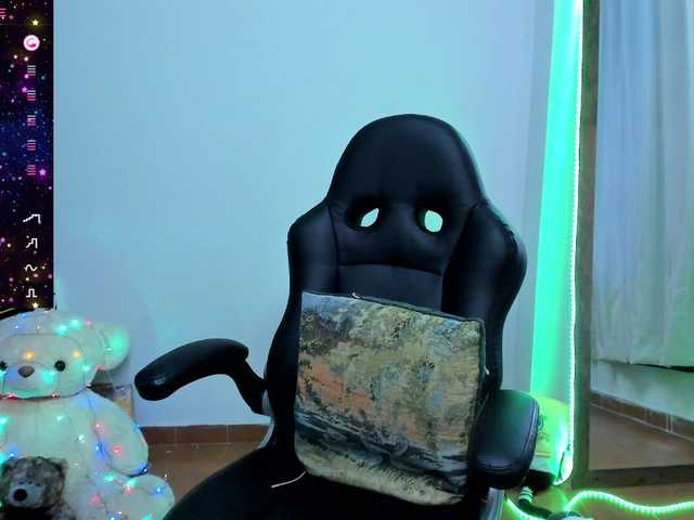 angelaagomez's BongaCams show and profile