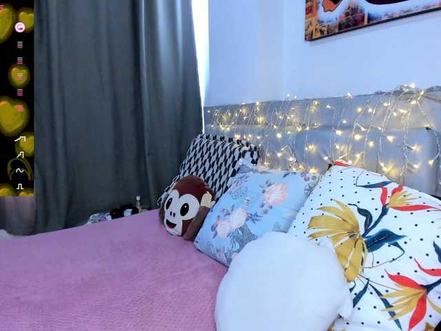 angelaagomez's BongaCams show and profile