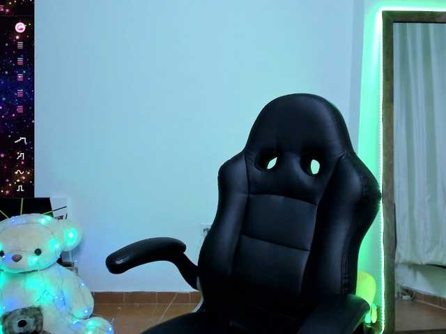 angelaagomez's BongaCams show and profile