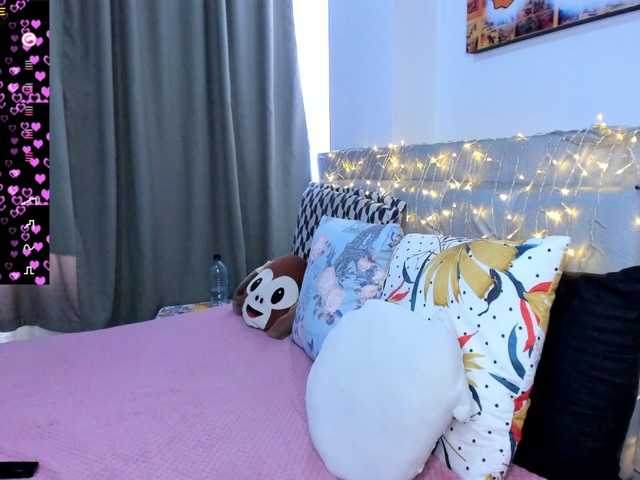 angelaagomez's BongaCams show and profile