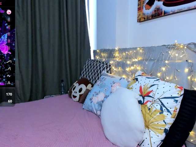 angelaagomez's BongaCams show and profile