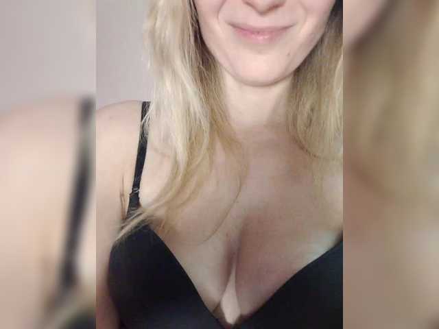 businka11223a's BongaCams show and profile