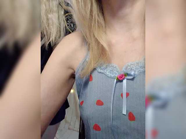 businka11223a's BongaCams show and profile