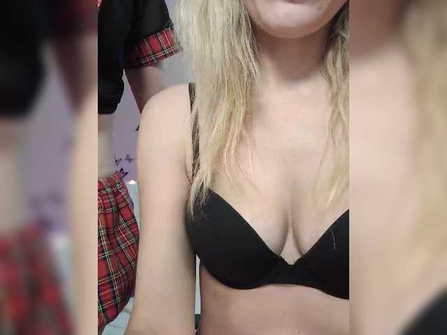 businka11223a's BongaCams show and profile