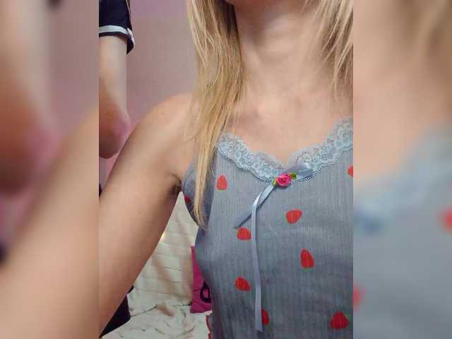 businka11223a from BongaCams is Freechat