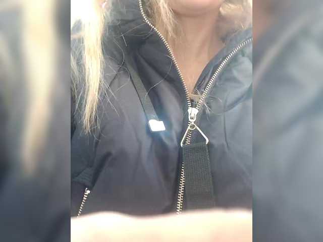 businka11223a's BongaCams show and profile