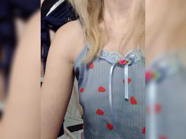 businka11223a's BongaCams show and profile