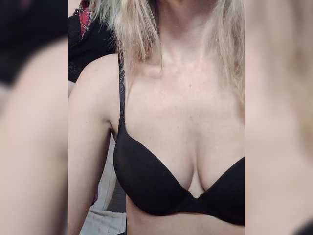 businka11223a's BongaCams show and profile