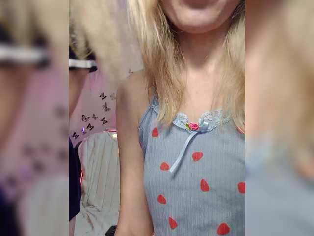 businka11223a's BongaCams show and profile