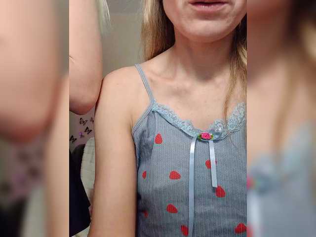 businka11223a's BongaCams show and profile