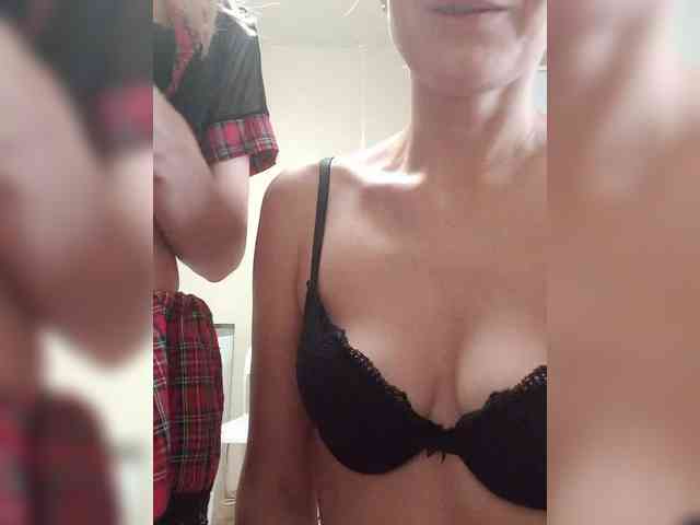 businka11223a Live Webcam on {site_name}