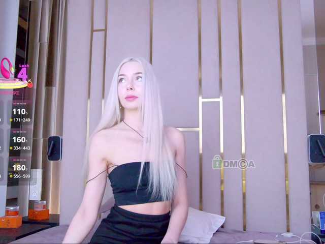 WhiteGirl-one's BongaCams show and profile