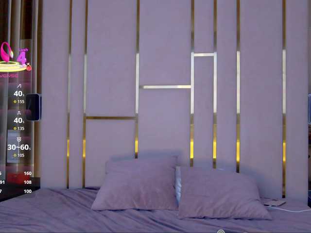 WhiteGirl-one's BongaCams show and profile