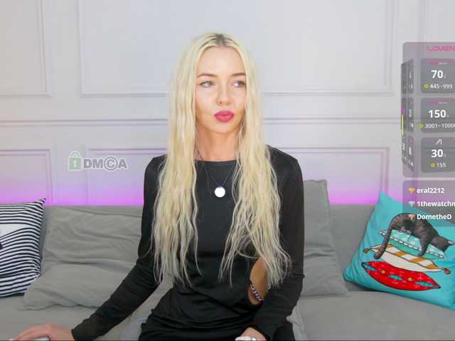 WhiteGirl-one's BongaCams show and profile