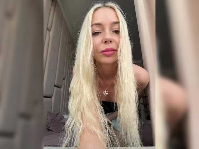 видео WhiteGirl-one