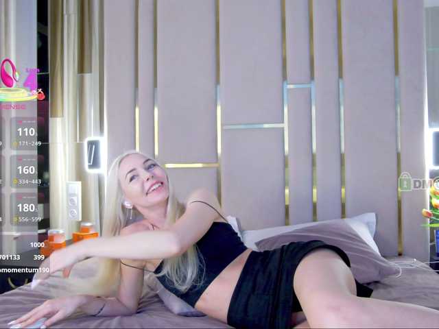 WhiteGirl-one's BongaCams show and profile