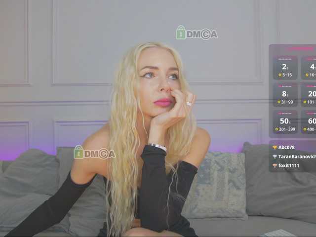 WhiteGirl-one live cam