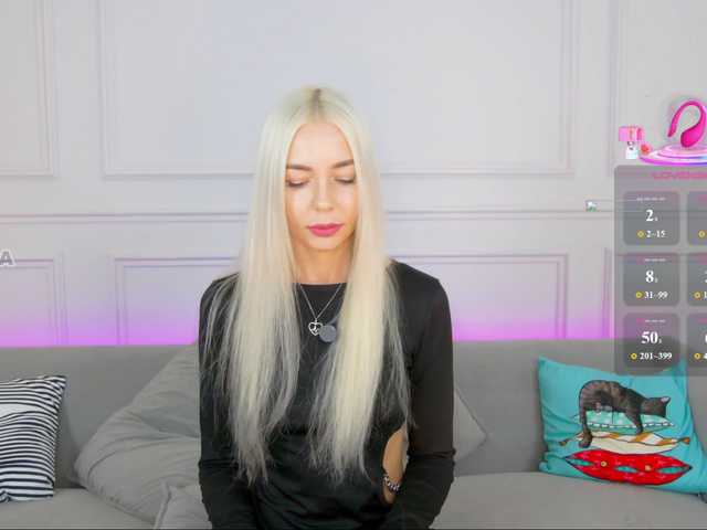 WhiteGirl-one's BongaCams show and profile