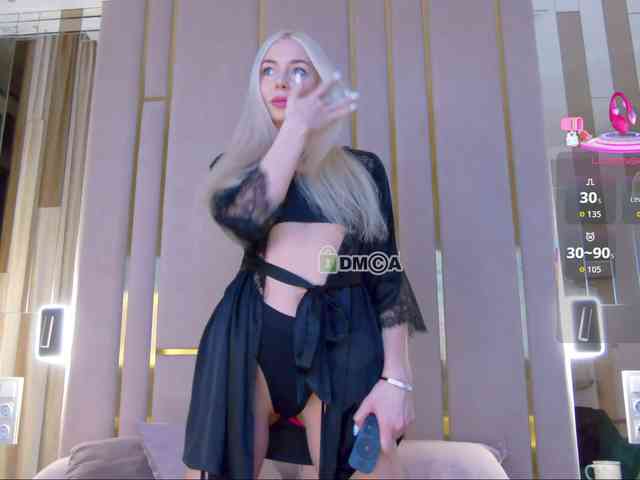 WhiteGirl-one webcam