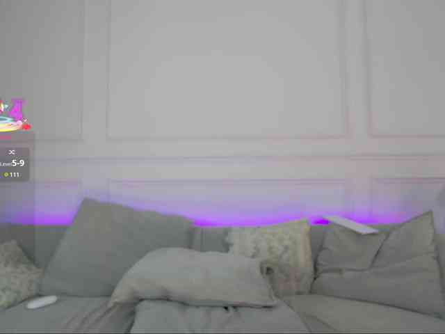 WhiteGirl-one webcam
