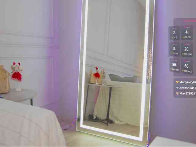 WhiteGirl-one webcam