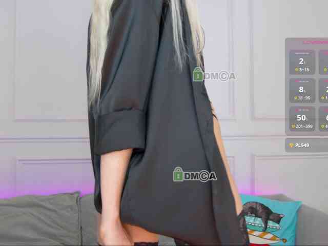 WhiteGirl-one webcam