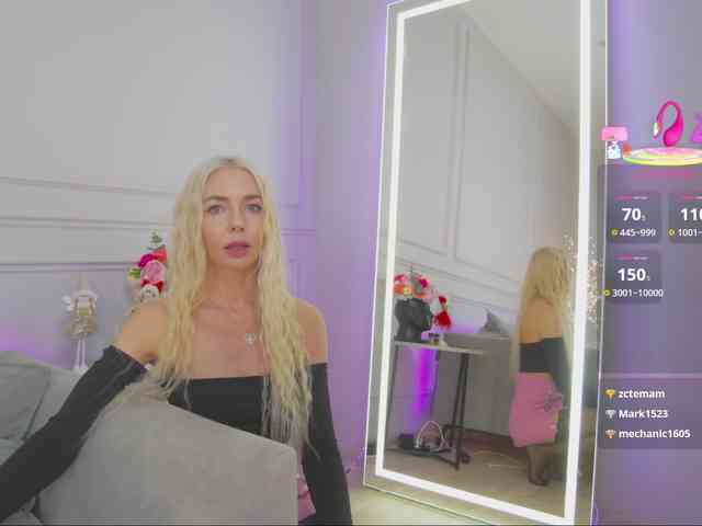 WhiteGirl-one webcam