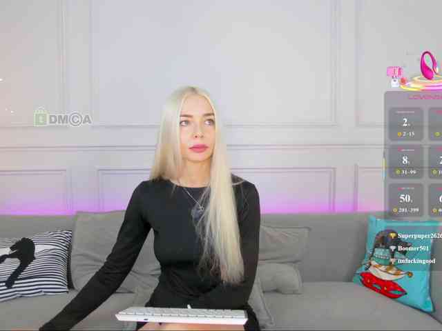 WhiteGirl-one webcam