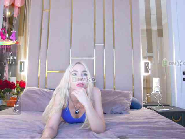 WhiteGirl-one webcam