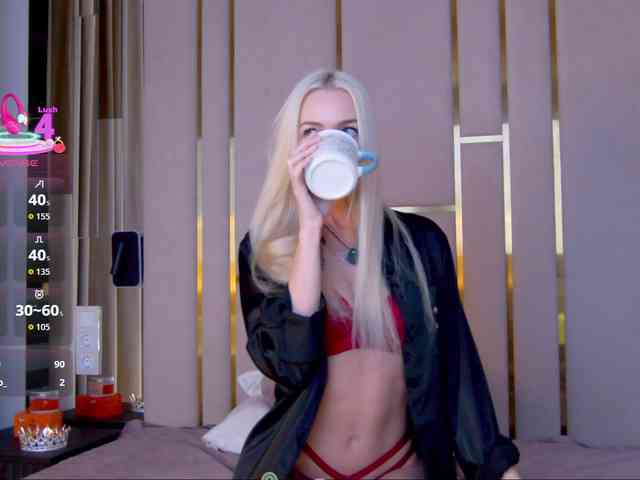 WhiteGirl-one webcam