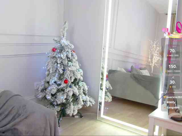 WhiteGirl-one webcam