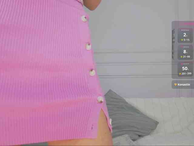 WhiteGirl-one webcam