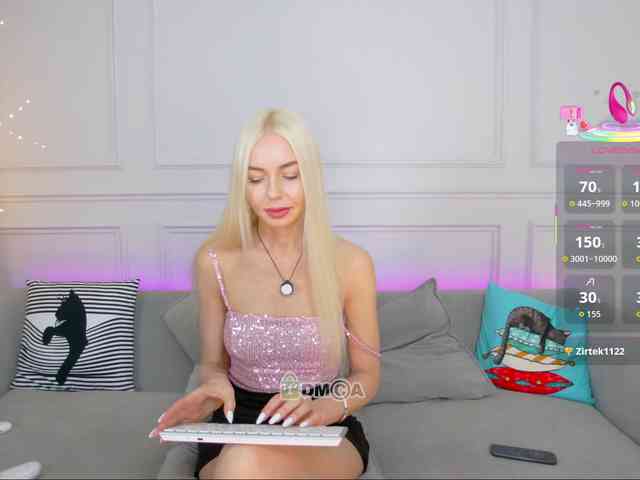 WhiteGirl-one webcam