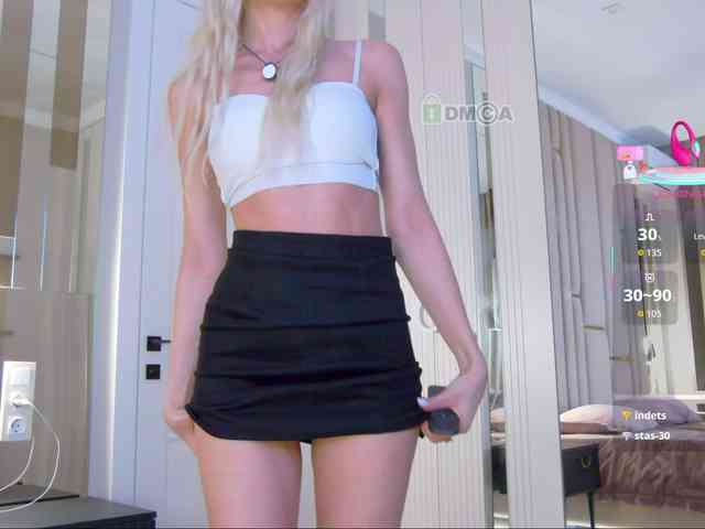 WhiteGirl-one webcam