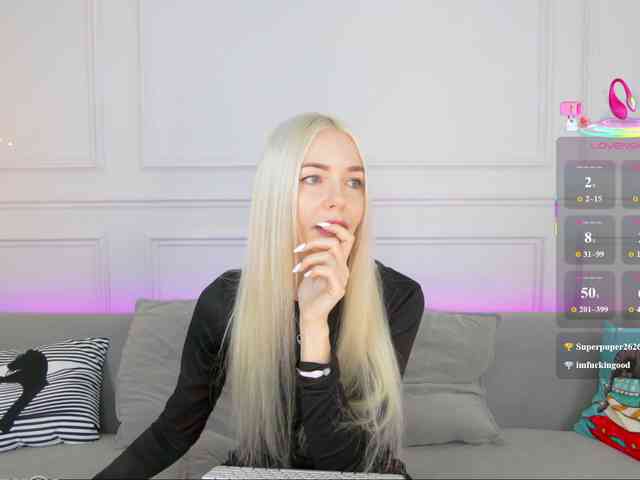 WhiteGirl-one webcam