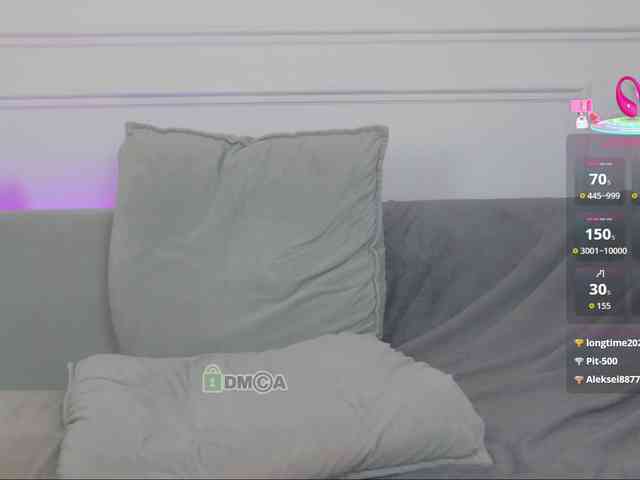 WhiteGirl-one webcam