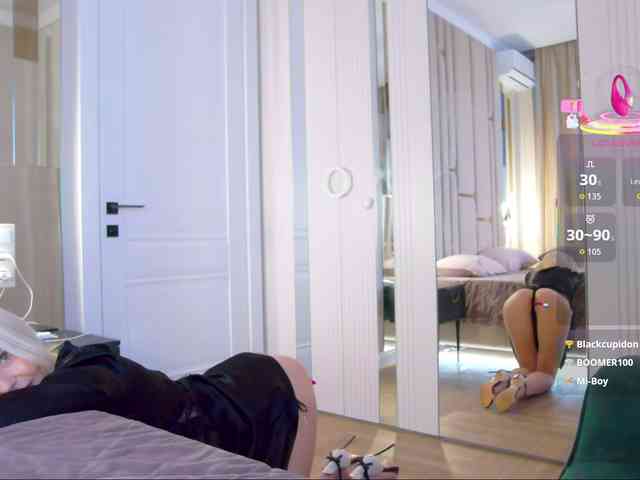 WhiteGirl-one webcam