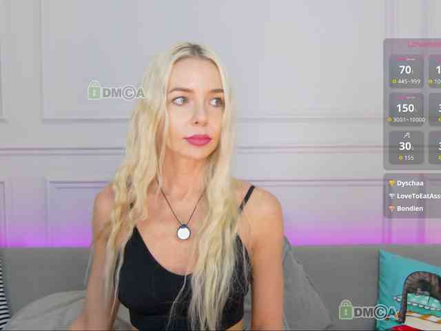 WhiteGirl-one webcam