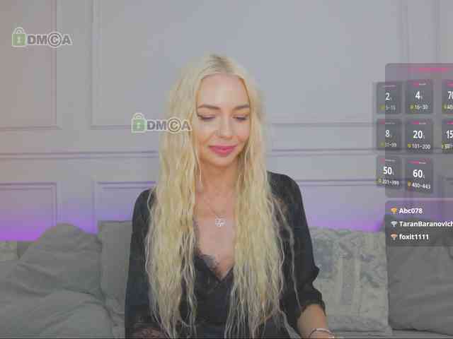 WhiteGirl-one webcam