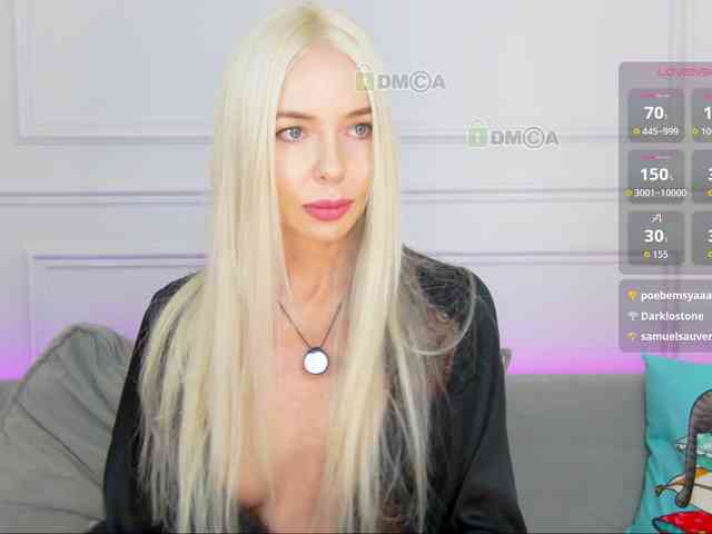 WhiteGirl-one webcam