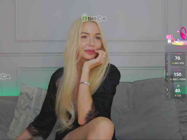WhiteGirl-one webcam